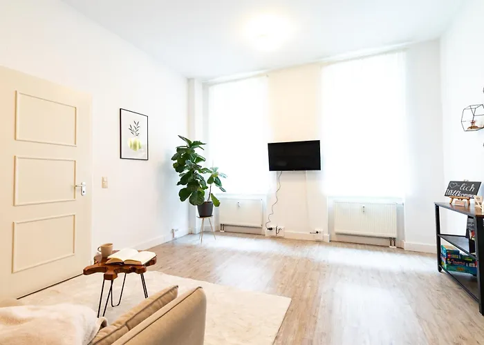 Exklusive Mit Kingsize-bett I 75qm I Am I Waschmaschine I Streaming I Gratis Kaffee & Teeangebot شقة